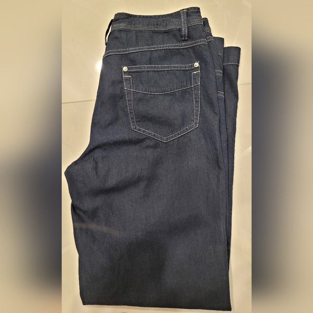 Lightweight Dark Wash Jeans